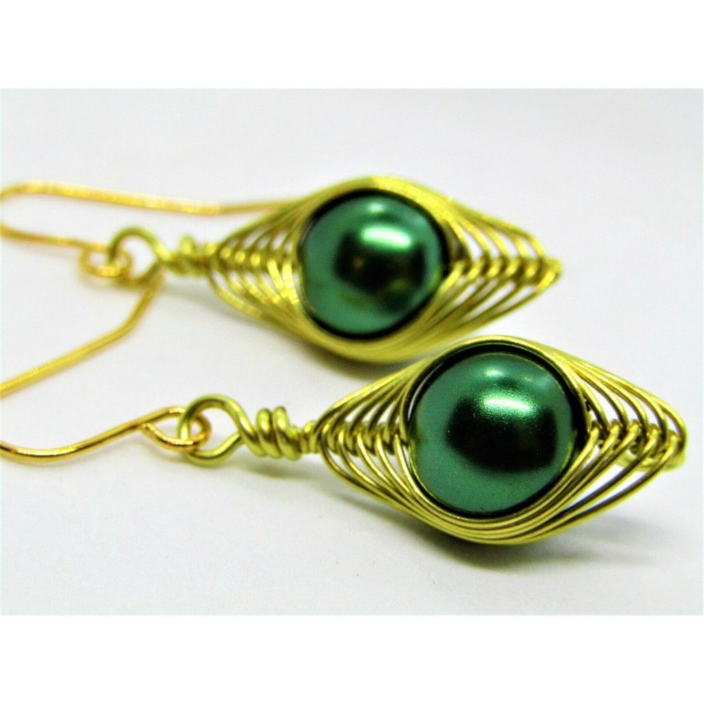Christmas Green Pearl Gold Dangle Earrings